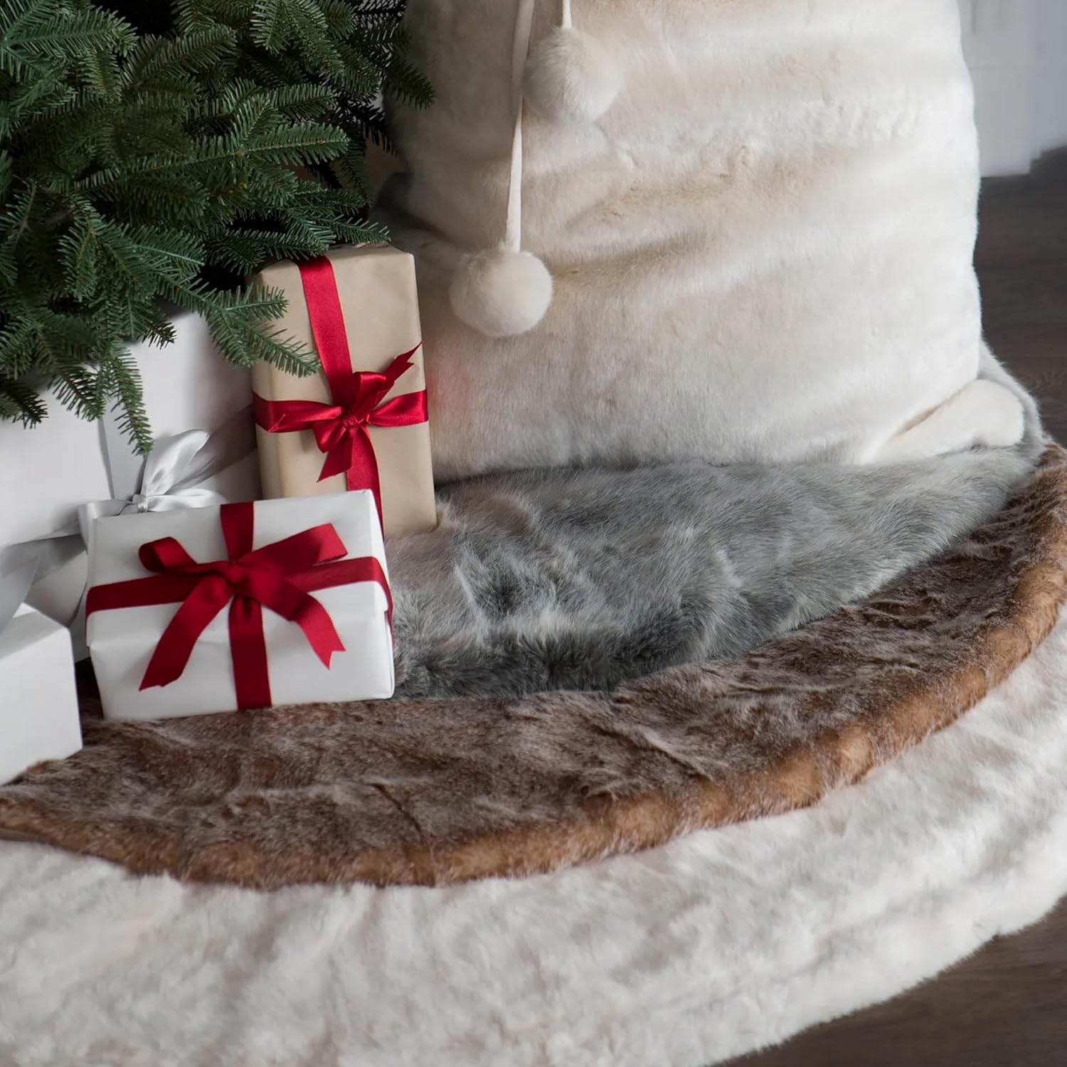 Balsam Hill Lodge Faux Fur Christmas Tree Skirt - Premium Rustic and Luxurious Fur Accents in Brown and Ivory for Tree Decor, Brown, 60"