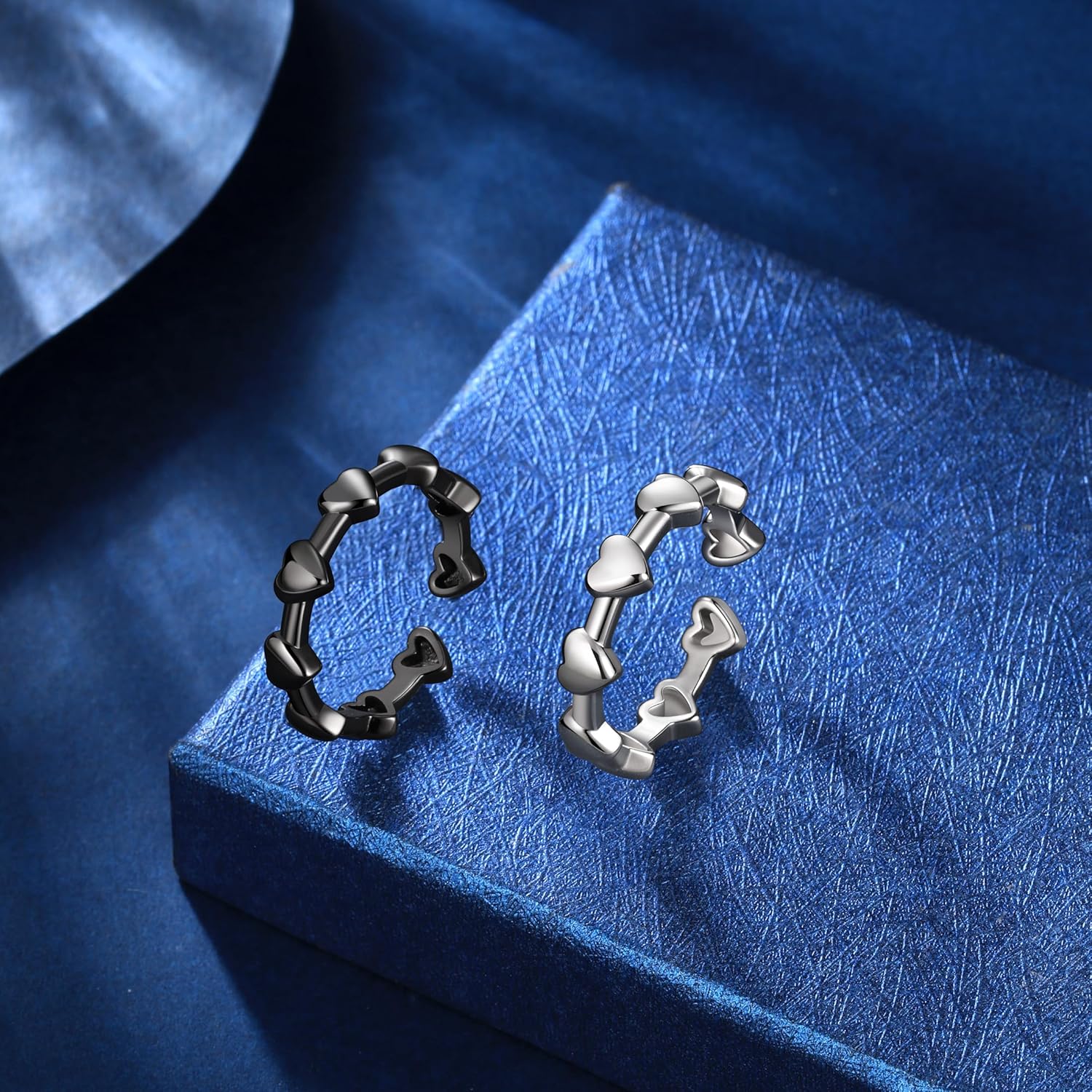 beautlace Love Heart Adjustable Rings Silver/Black Gun Plated Romantic Mini Heart Open Ring Jewelry for Men and Women KR0116